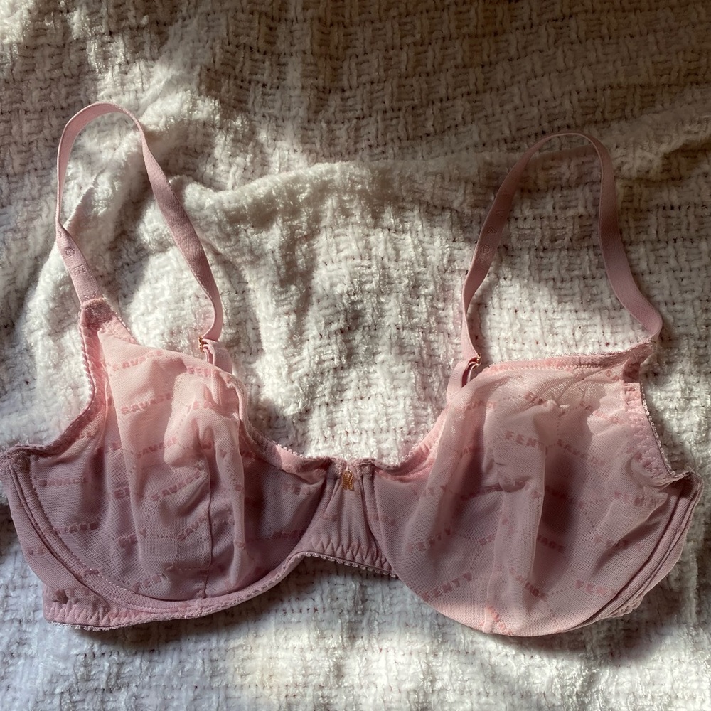 Savage x fenty bra